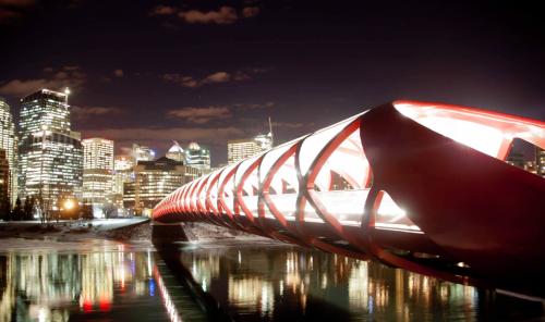 3 Jembatan Keren dari Seluruh Dunia yang Wajib Lo Kunjungi